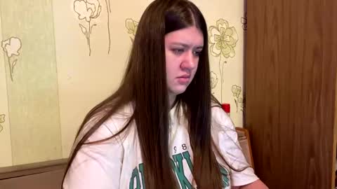 Aletta Oushen online show from 02.08.25