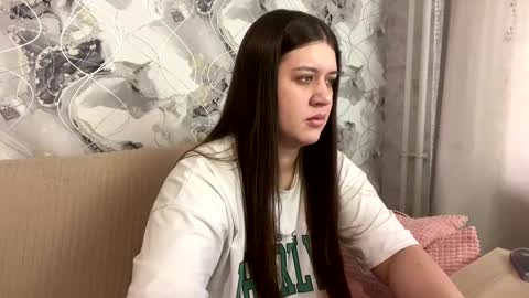 Aletta Oushen online show from 03.04.25