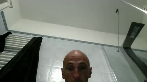 Snapshot of alex120475 chatting on 04.05.26 alex120475 online show from 04.05.26
