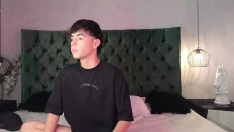 alex online show from 10.10.25