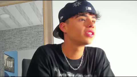 alex online show from 10.14.25