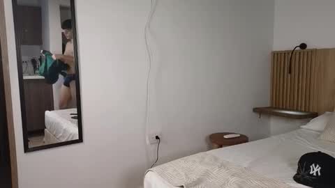 alex online show from 10.20.25