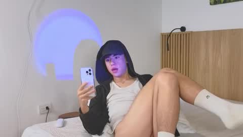 alex online show from 10.29.25