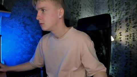 Snapshot of alex__sweet chatting on 09.27.25 your Alex online show from 09.27.25