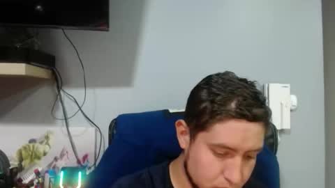 Snapshot of alex_colombia_b chatting on 02.25.25 alex online show from 02.25.25