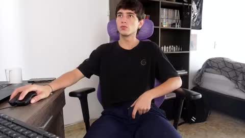 alex_connorr online show from 10.03.25