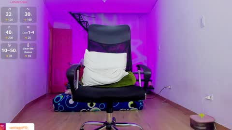 Snapshot of alex_lord_ chatting on 12.11.24 i am Alex online show from 12.11.24