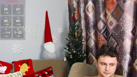 Snapshot of alex_onelove chatting on 12.16.24 Alex online show from 12.16.24