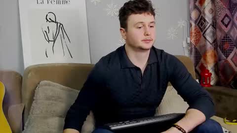 Snapshot of alex_onelove chatting on 02.10.25 Alex online show from 02.10.25