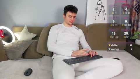 Snapshot of alex_onelove chatting on 03.03.25 Alex online show from 03.03.25