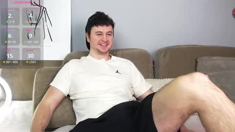 Snapshot of alex_onelove chatting on 03.10.25 Alex online show from 03.10.25