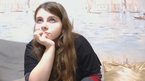 Alex and Sarah online show from 12.17.25