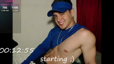 Snapshot of alex_smith0 chatting on 01.25.25 online show from 01.25.25
