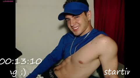 Snapshot of alex_smith0 chatting on 02.07.25 online show from 02.07.25