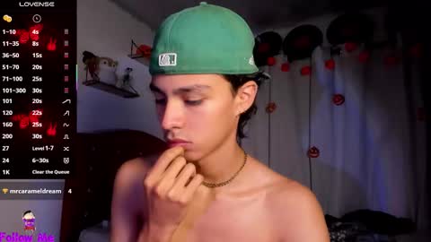 Snapshot of alex_sweet_69 chatting on 10.08.25 Alex online show from 10.08.25