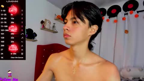 Snapshot of alex_sweet_69 chatting on 10.22.25 Alex online show from 10.22.25