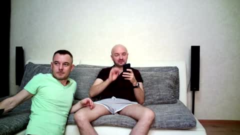 Snapshot of alex_tobey chatting on 10.02.25 Alex and Tobey online show from 10.02.25