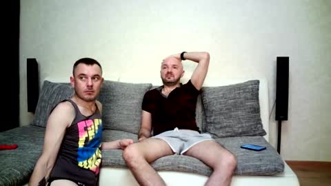 Snapshot of alex_tobey chatting on 10.05.25 Alex and Tobey online show from 10.05.25