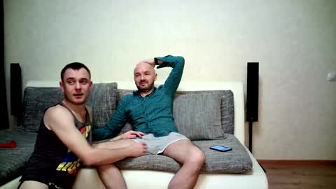 Alex and Tobey online show from 11.21.25