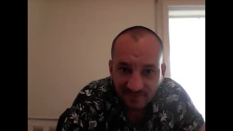 Snapshot of alex_vlad chatting on 05.18.26 Alexandru online show from 05.18.26