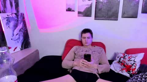 Alex WandHot online show from 12.29.24