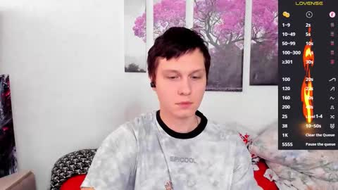 Snapshot of alex_wandhot chatting on 10.21.25 Alex WandHot online show from 10.21.25