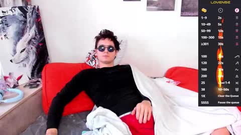 Snapshot of alex_wandhot chatting on 10.26.25 Alex WandHot online show from 10.26.25