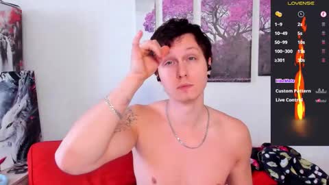 Snapshot of alex_wandhot chatting on 10.27.25 Alex WandHot online show from 10.27.25