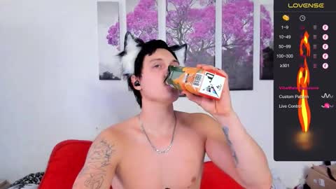 Snapshot of alex_wandhot chatting on 11.01.25 Alex WandHot online show from 11.01.25