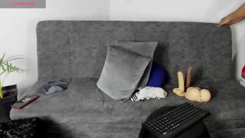 Alex Woll online show from 09.20.25