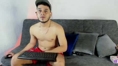 Alex Woll online show from 04.19.26