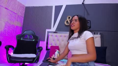 alexa andherson online show from 02.01.25