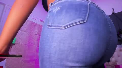 alexa andherson online show from 02.06.25