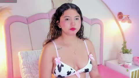 Snapshot of alexa_cutte_ chatting on 07.10.26 A L E X A online show from 07.10.26