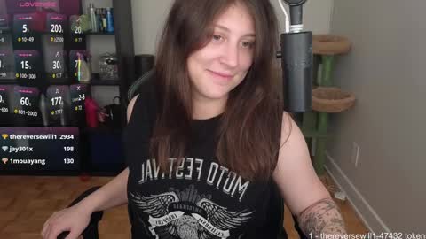 dont be afraid to click social media link its  working  just click on that  online show from 09.30.25