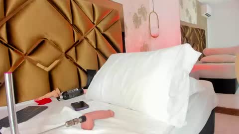 Snapshot of alexa_lynx1 chatting on 06.16.26 ALEXA online show from 06.16.26