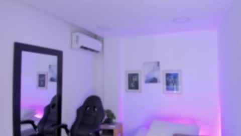 Alexa Millers online show from 02.27.25