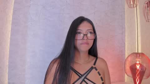 Alexa Millers online show from 11.19.25