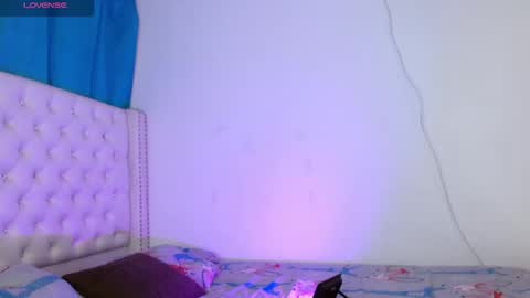   online show from 11.03.25