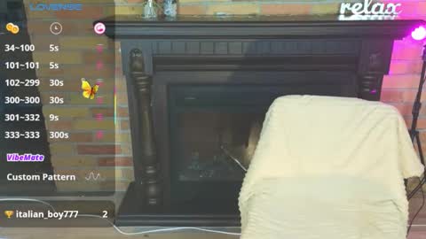 Snapshot of alexa_stoun chatting on 02.12.26 Alexa online show from 02.12.26