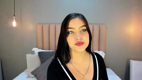 Alexa Thaylor online show from 12.31.24