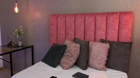 Alexa Thaylor online show from 04.06.26