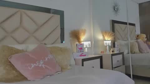 alexa_tobar online show from 01.23.25