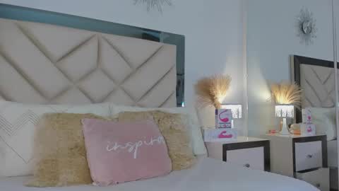 alexa_tobar online show from 01.24.25