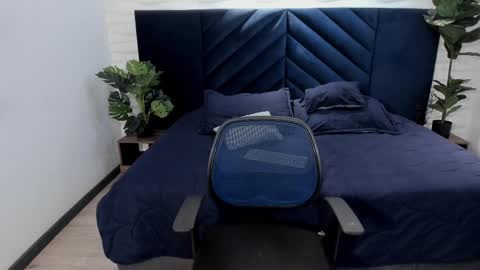 alexa_vandercloude online show from 02.10.25