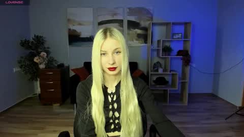 Alexa Woods online show from 09.10.25