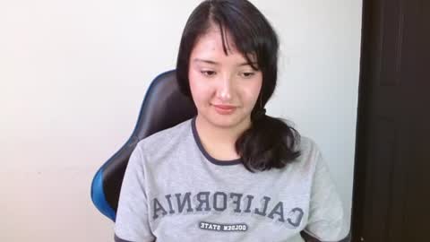 Alexandra 3 online show from 06.25.26
