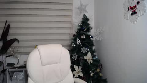 alexaa_obrien online show from 12.21.24