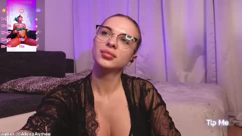 Snapshot of alexaaimee chatting on 03.12.25 Alexa online show from 03.12.25