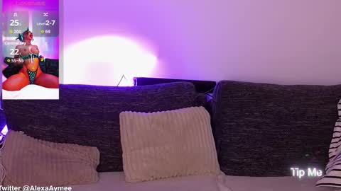 Snapshot of alexaaimee chatting on 02.05.26 Alexa online show from 02.05.26